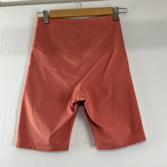 Girlfriend Collective Salmon-Coloured Biker Short - Picture 2 of 5
